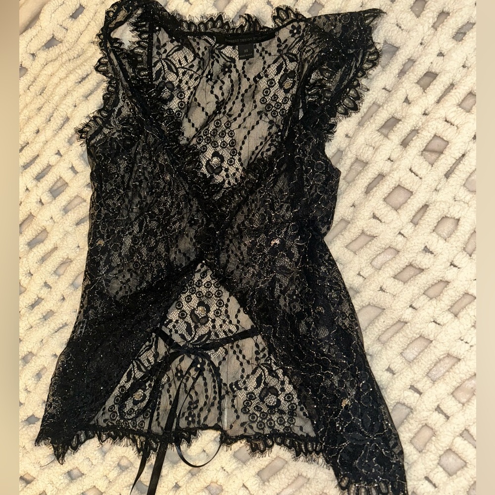 Elegant Sheer Lace Shimmer Express Top